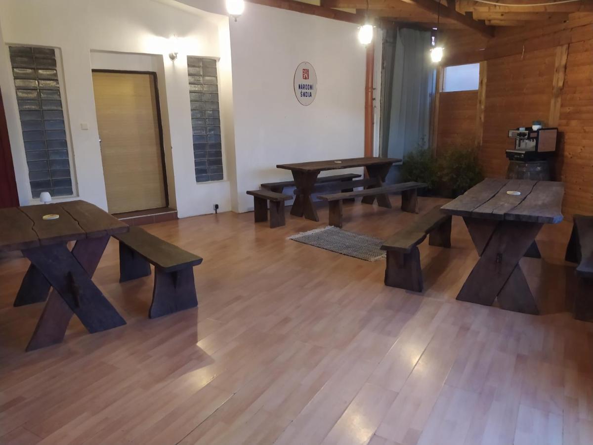 Hotel Dobra Skola U Jenicka Wojkowice Zewnętrze zdjęcie